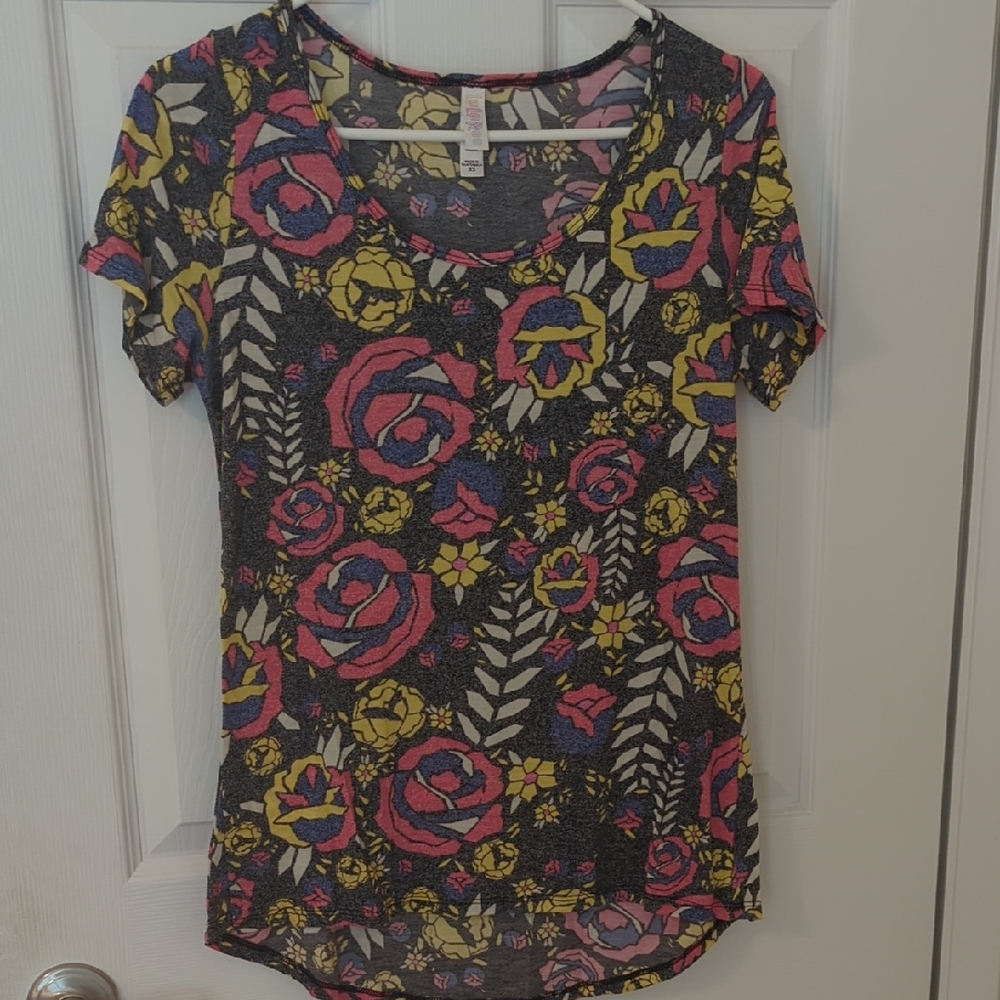 LuLaRoe Classic T